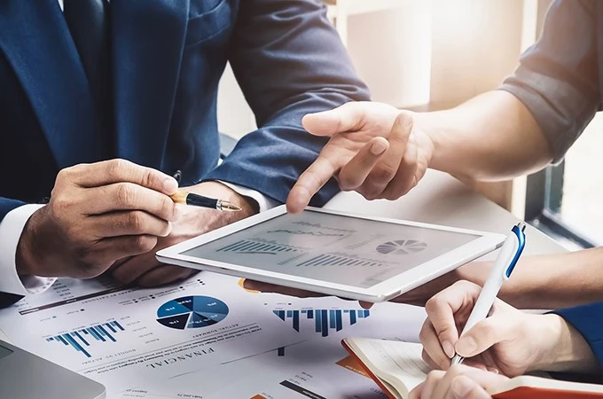 Comprehensive Expert Support